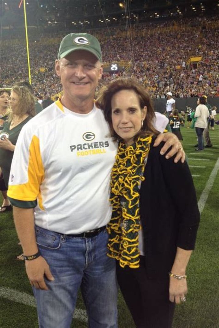 Who Are Ryan And Brady Hawk Aj Hawk?